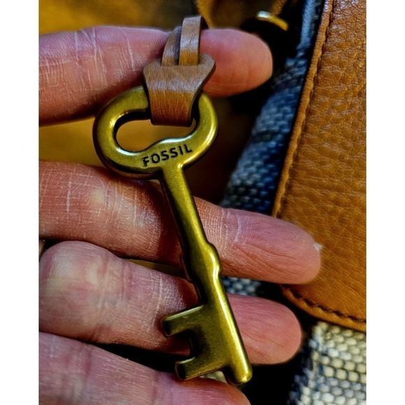 Fossil‎ Textile n Cowhide soft leather crossbody. Beige. Boho. Hippie. Romantic. - Picture 5 of 13